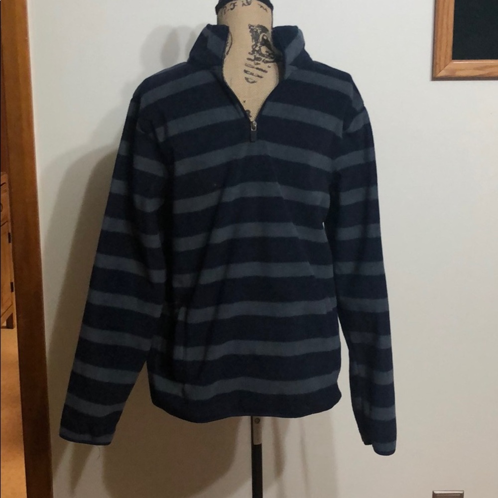 Prince & Fox Men’s pullover